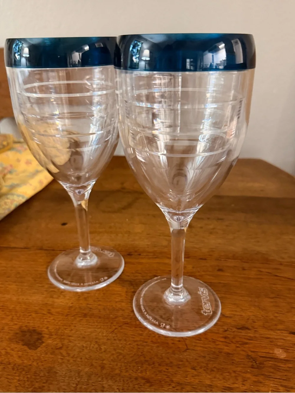 tervis Clear Stemmed Wine Glasses with Navy Blue Rim - Set of 2